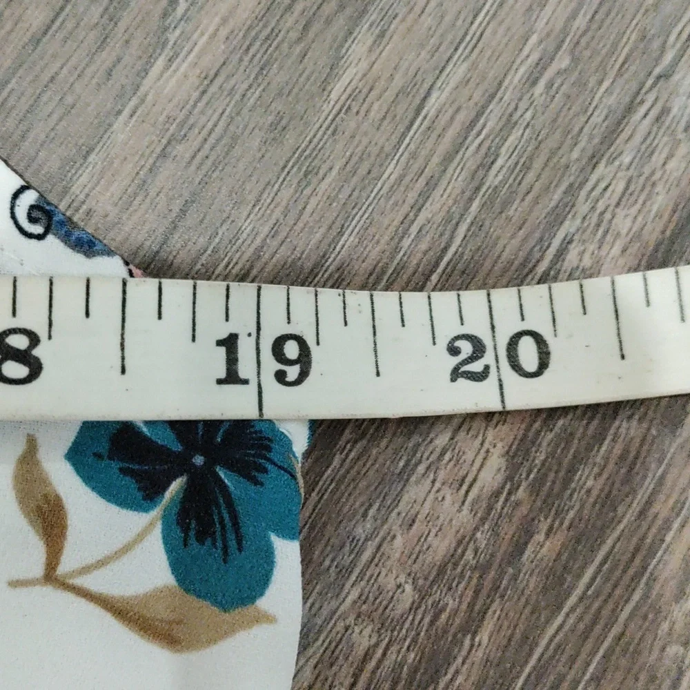 Loft Top ❤️❤️ - Picture 3 of 5